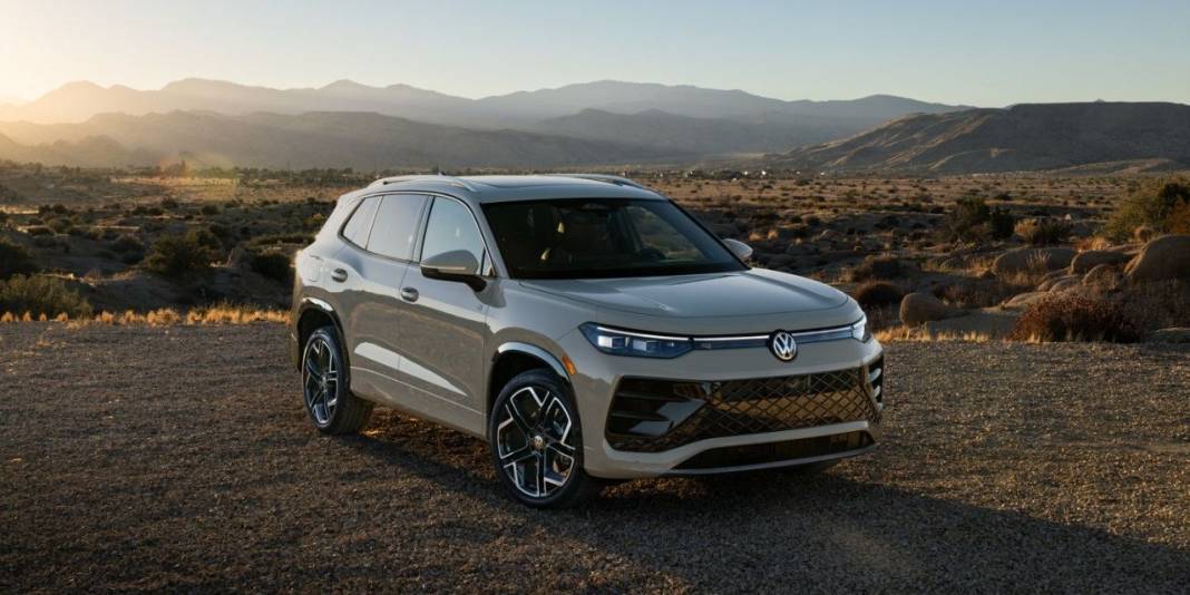 Türkiye'de "Yılın otomobili" için 42 aday 43